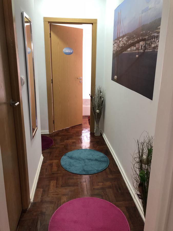 7 Rivers Hostel Lisbon Bagian luar foto