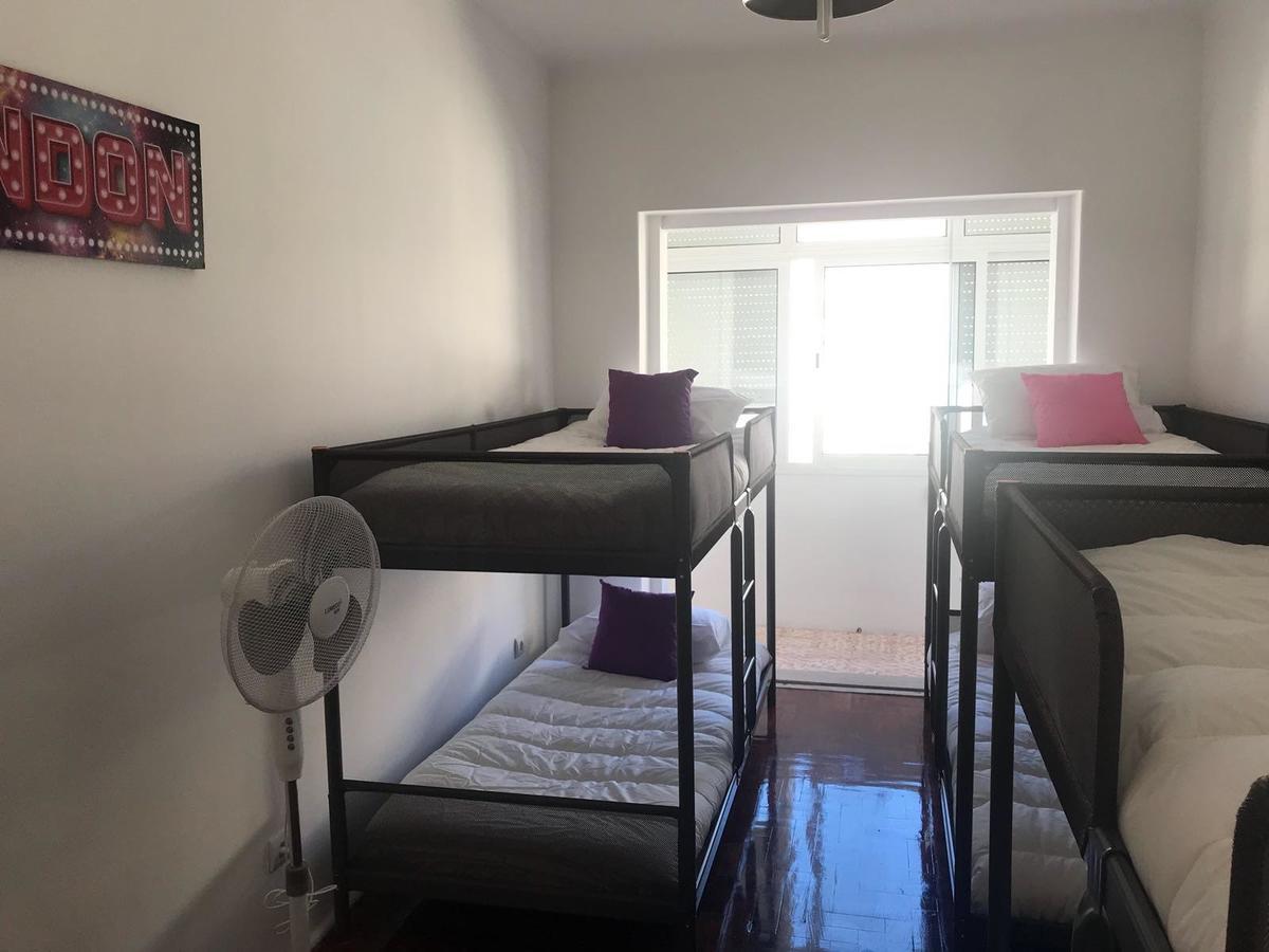 7 Rivers Hostel Lisbon Bagian luar foto