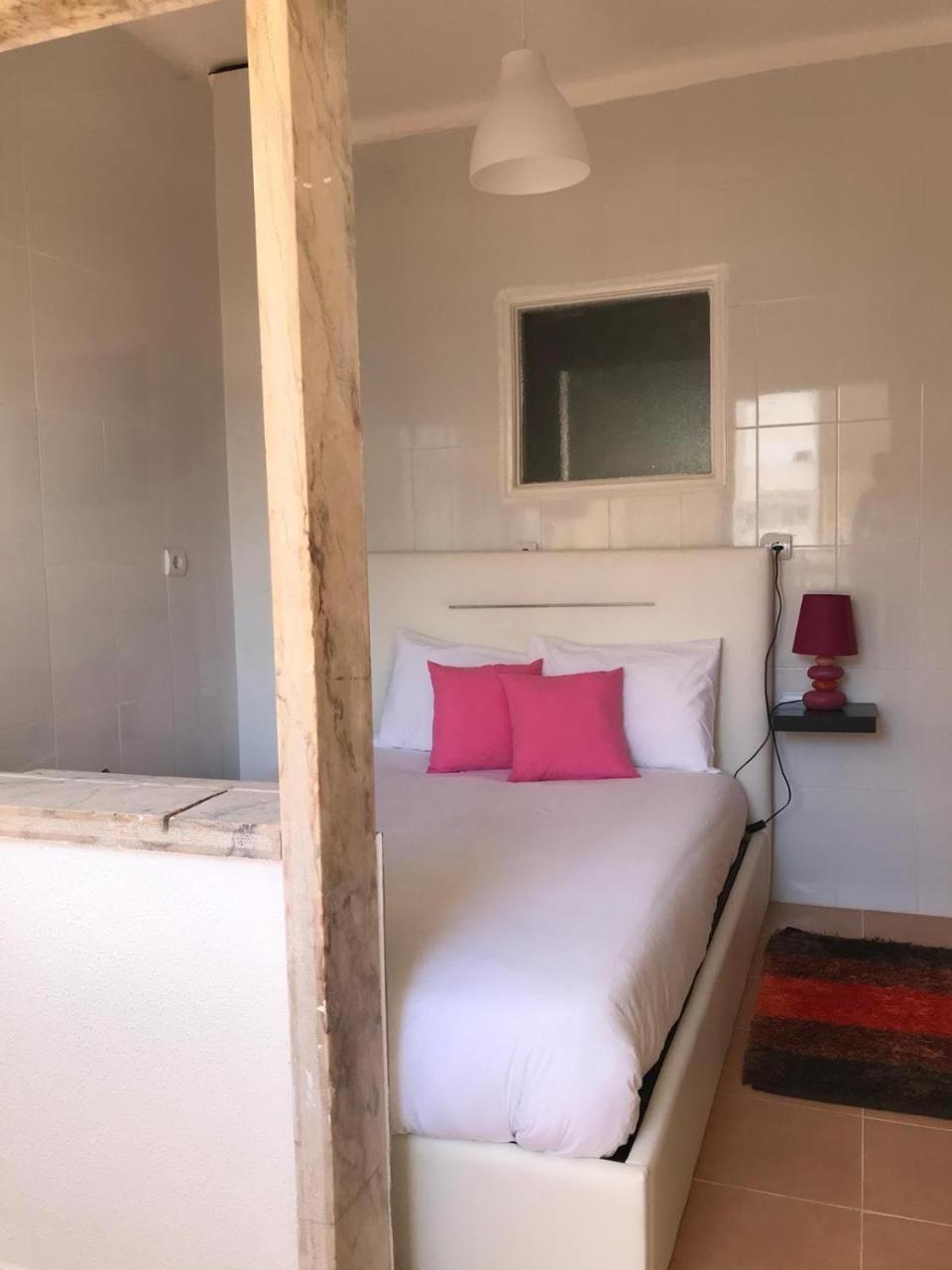 7 Rivers Hostel Lisbon Bagian luar foto