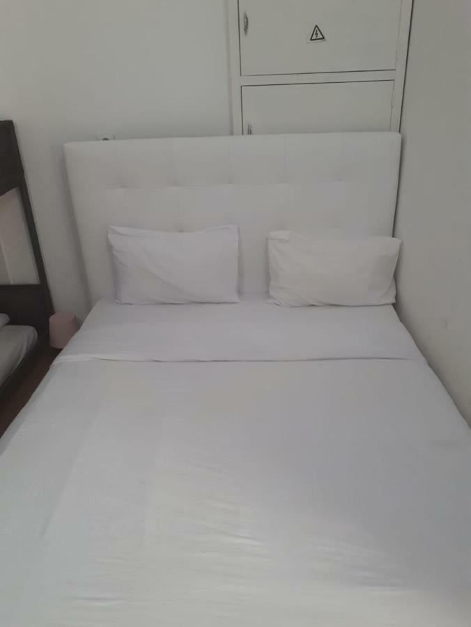 7 Rivers Hostel Lisbon Bagian luar foto